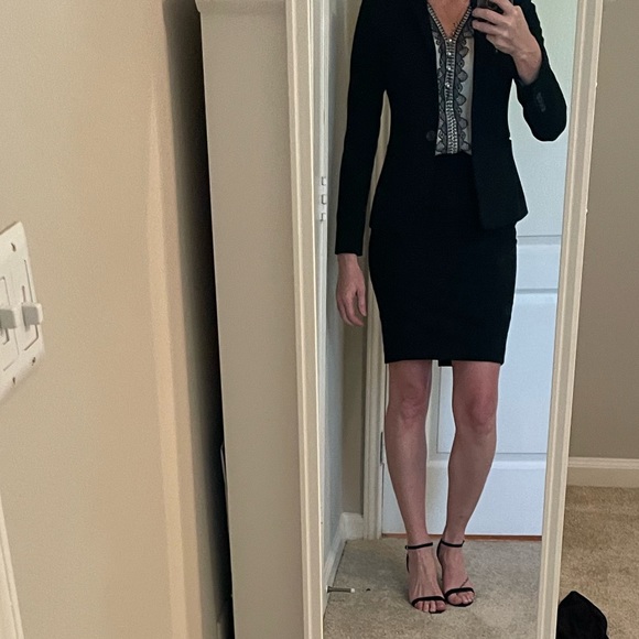 Black Express pencil skirt sz 2 - Picture 3 of 7